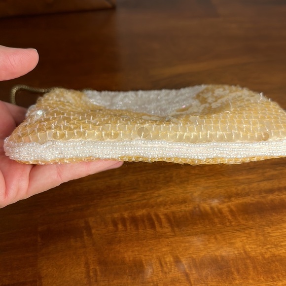 Woman’s Beaded with Sequins Evening Golden Bag - Picture 8 of 14